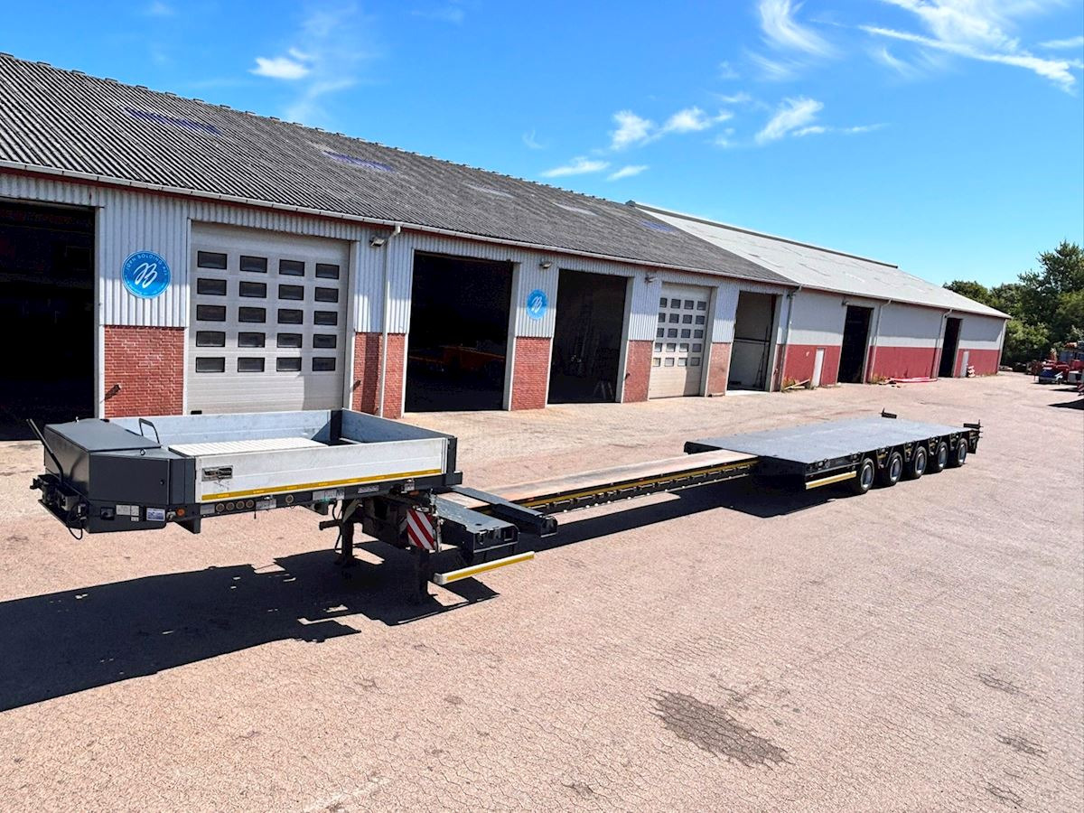 Goldhofer STZ-MPA-5 - Низкорамный полуприцеп: фото 1 Goldhofer STZ-MPA-5 - Низкорамный полуприцеп: фото 1