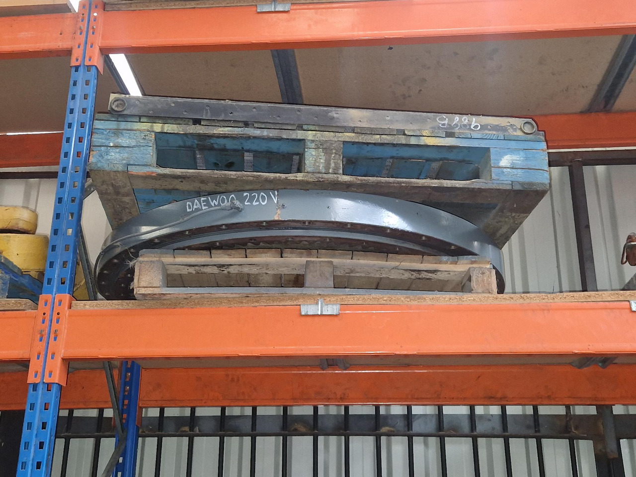 DAEWOO 220V - Поворотное кольцо для Строительной техники: фото 2 DAEWOO 220V - Поворотное кольцо для Строительной техники: фото 2