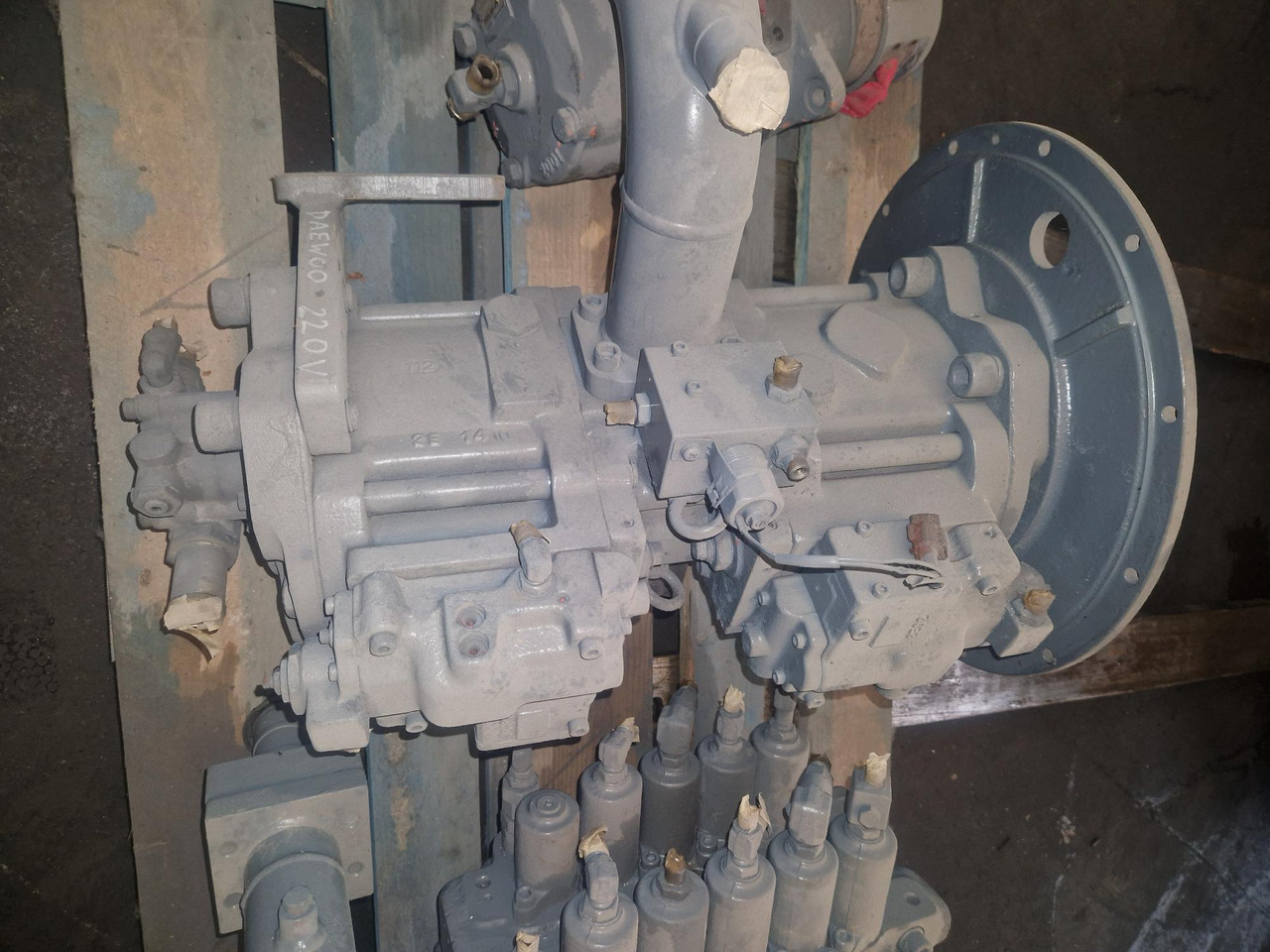 DAEWOO S220LCV - Гидравлический насос для Строительной техники: фото 3 DAEWOO S220LCV - Гидравлический насос для Строительной техники: фото 3