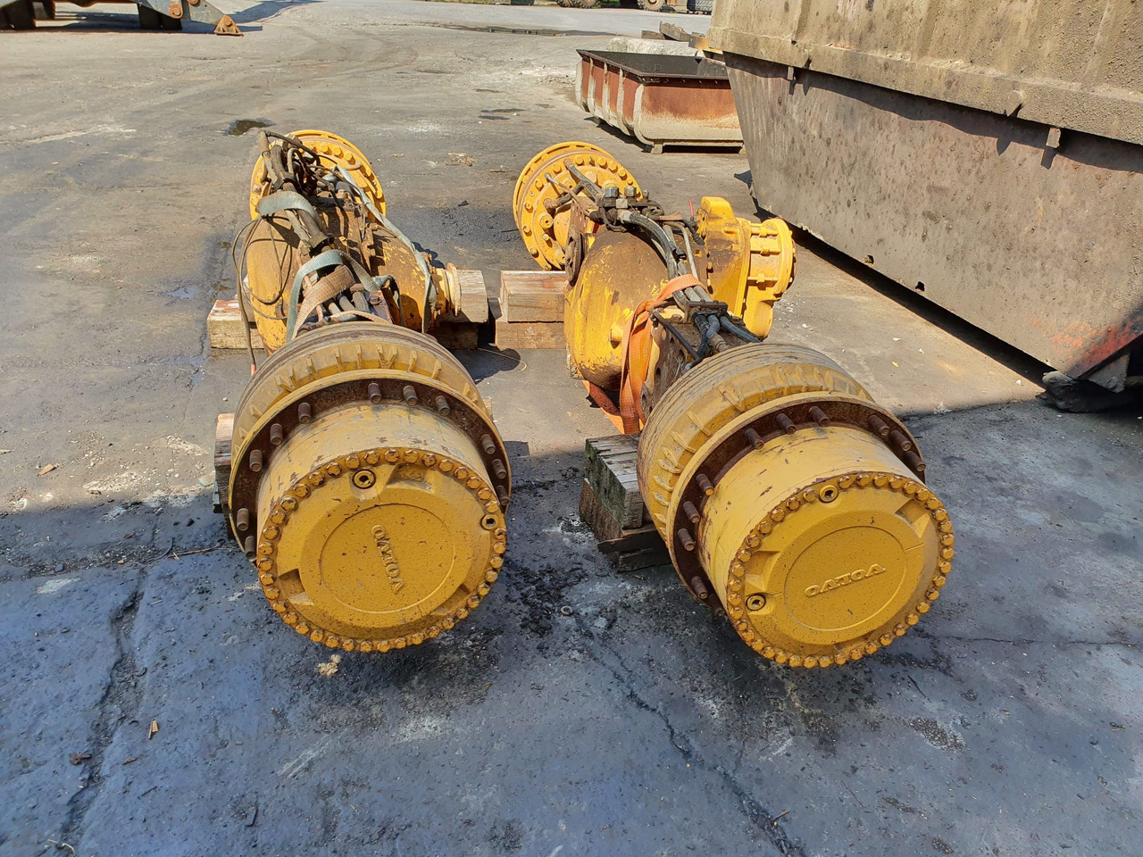 EJES VOLVO A40D - Ось и запчасти для Строительной техники: фото 1 EJES VOLVO A40D - Ось и запчасти для Строительной техники: фото 1