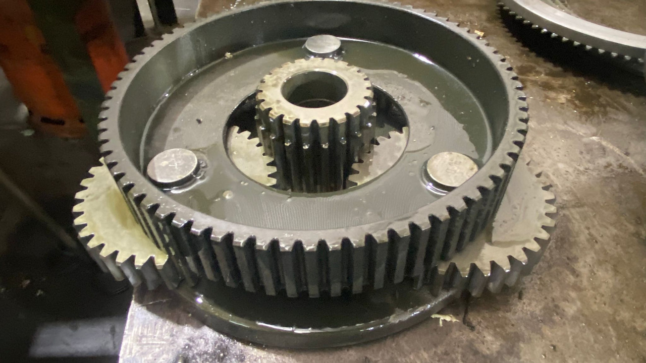 MANDO FINAL FAT450/044 LIEBHERR R954B - Бортовой редуктор для Строительной техники: фото 4 MANDO FINAL FAT450/044 LIEBHERR R954B - Бортовой редуктор для Строительной техники: фото 4