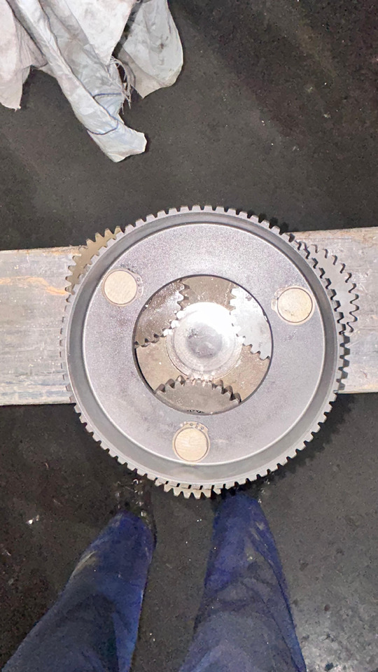 REDUCTOR GIRO SAT 225-220 - Поворотный редуктор для Строительной техники: фото 4 REDUCTOR GIRO SAT 225-220 - Поворотный редуктор для Строительной техники: фото 4