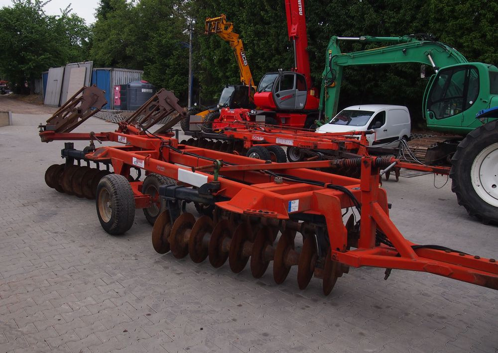 Brona talerzowa GREGOIRE-BESSON talerzówka 3,5m Brona talerzowa 3,5m z wałem - Дисковая борона: фото 5 Brona talerzowa GREGOIRE-BESSON talerzówka 3,5m Brona talerzowa 3,5m z wałem - Дисковая борона: фото 5