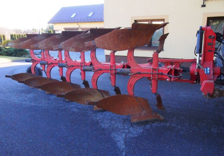 Pług obrotowy GREGOIRE-BESSON RY47 2000 Zabezpieczenie korpusów hydrauliczne - Плуг: фото 5 Pług obrotowy GREGOIRE-BESSON RY47 2000 Zabezpieczenie korpusów hydrauliczne - Плуг: фото 5