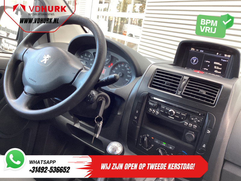 Peugeot Expert 2.0 HDI 130 pk L2 Dubbel Cabine DC EXPORT Airco/ Cruise/ Navi/ PDC/ Trekhaak - Легковой фургон, Грузопассажирский фургон: фото 3 Peugeot Expert 2.0 HDI 130 pk L2 Dubbel Cabine DC EXPORT Airco/ Cruise/ Navi/ PDC/ Trekhaak - Легковой фургон, Грузопассажирский фургон: фото 3