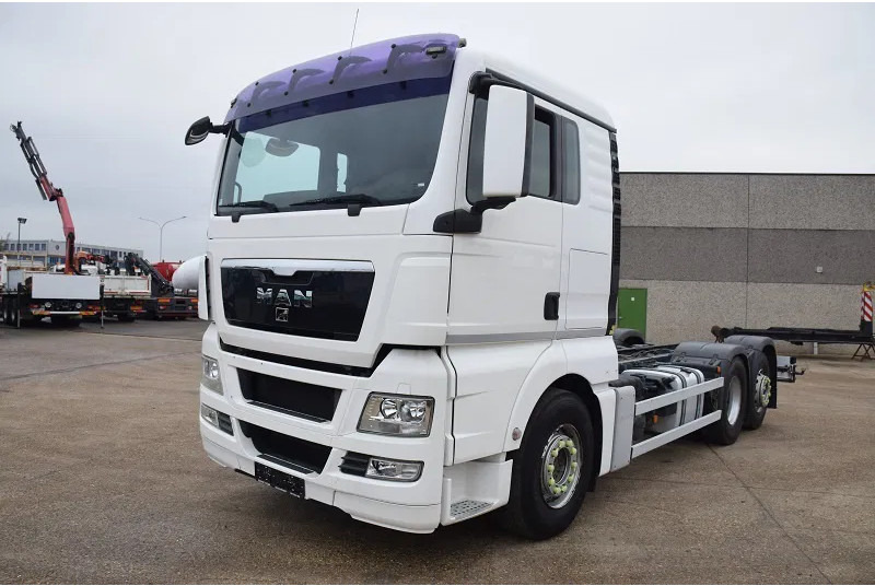 MAN TGX 26.480 - Грузовик-шасси: фото 2 MAN TGX 26.480 - Грузовик-шасси: фото 2