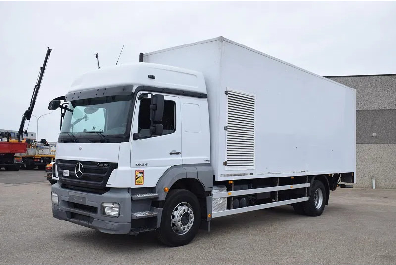 Mercedes-Benz Axor 1824 - Грузовик с закрытым кузовом: фото 1 Mercedes-Benz Axor 1824 - Грузовик с закрытым кузовом: фото 1