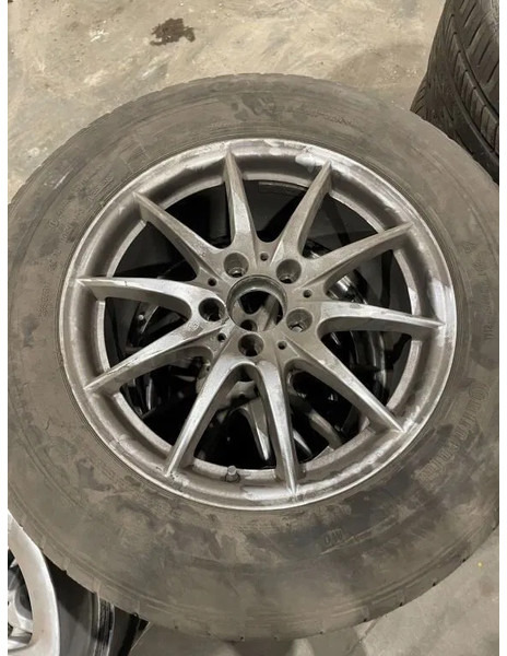 Continental Continental banden met velgen 235/65 R17 - Шины и диски для Легковых автомобилей: фото 2 Continental Continental banden met velgen 235/65 R17 - Шины и диски для Легковых автомобилей: фото 2