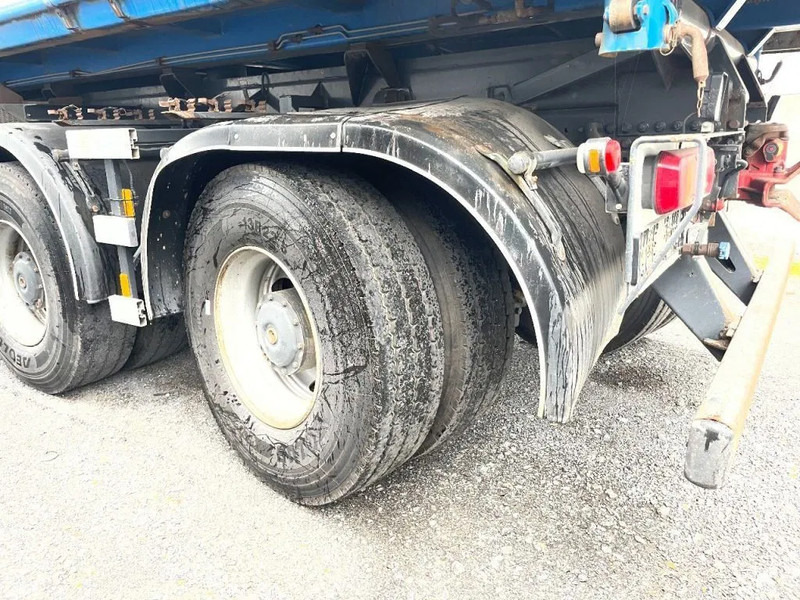 Mercedes-Benz Arocs 3342 *6x6*meegestuurd as*2zijdige kipper*Airco*Bluetooth - Самосвал, Автоманипулятор: фото 5 Mercedes-Benz Arocs 3342 *6x6*meegestuurd as*2zijdige kipper*Airco*Bluetooth - Самосвал, Автоманипулятор: фото 5