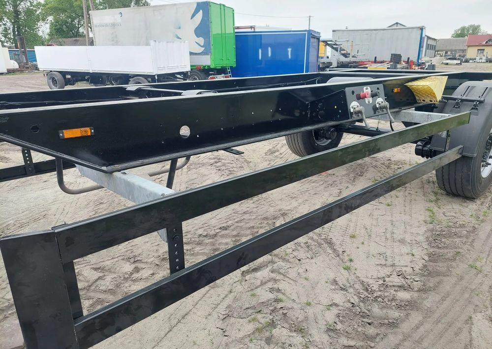 Прицеп-контейнеровоз/ Сменный кузов Krone: фото 8 Прицеп-контейнеровоз/ Сменный кузов Krone: фото 8