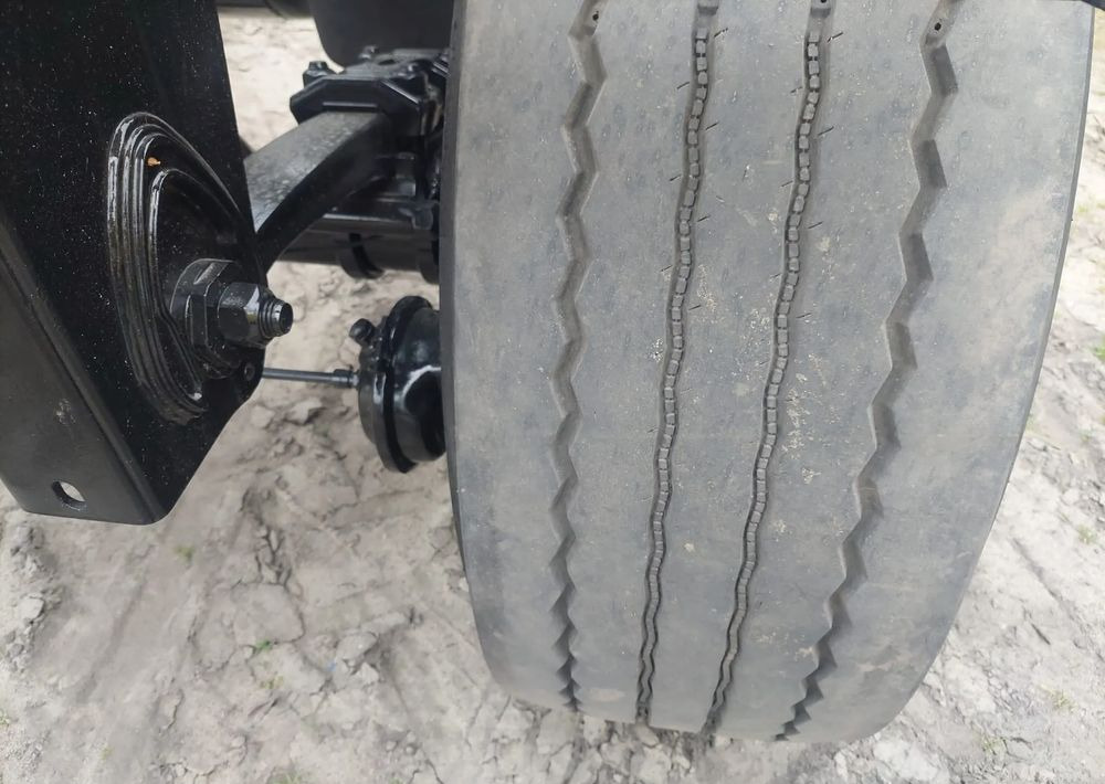 Прицеп-контейнеровоз/ Сменный кузов Krone: фото 14 Прицеп-контейнеровоз/ Сменный кузов Krone: фото 14