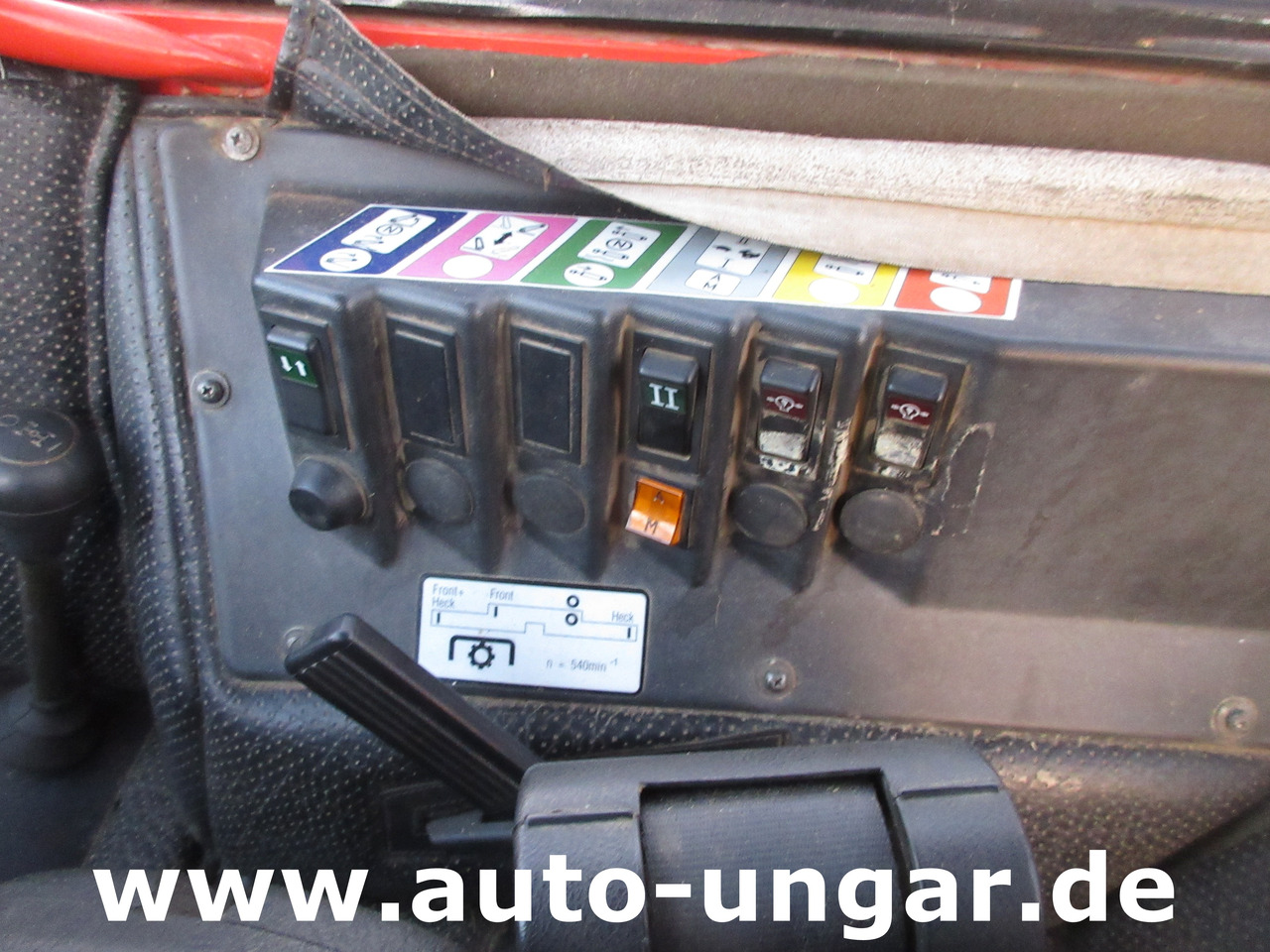 Трактор Reform Metrac H7S MOTORSCHADEN Bj. 2004 Front- & Heckzapfwelle Fronthydraulik: фото 24 Трактор Reform Metrac H7S MOTORSCHADEN Bj. 2004 Front- & Heckzapfwelle Fronthydraulik: фото 24