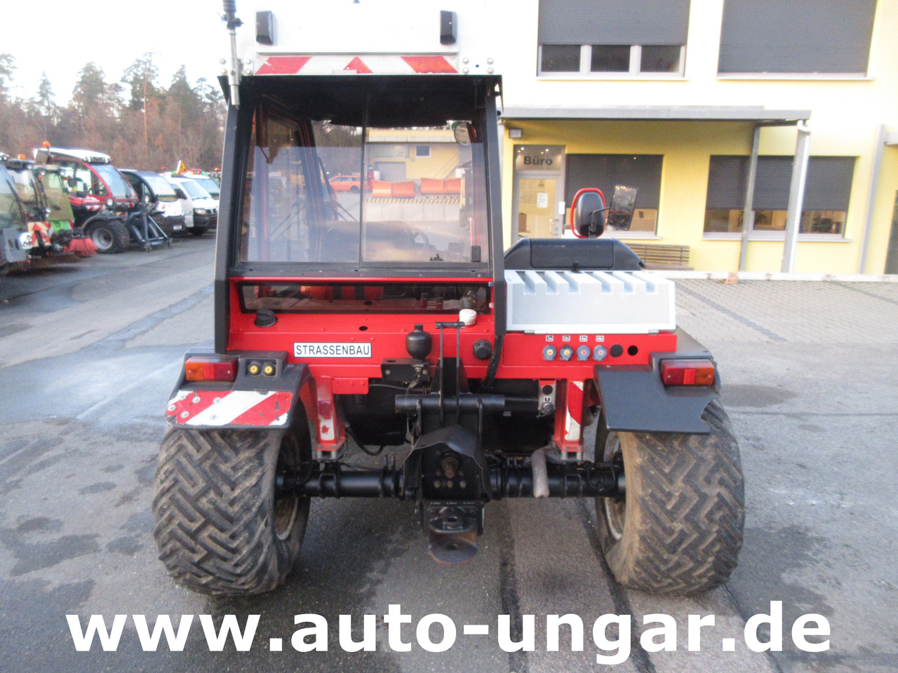 Трактор Reform Metrac H7S MOTORSCHADEN Bj. 2004 Front- & Heckzapfwelle Fronthydraulik: фото 7 Трактор Reform Metrac H7S MOTORSCHADEN Bj. 2004 Front- & Heckzapfwelle Fronthydraulik: фото 7