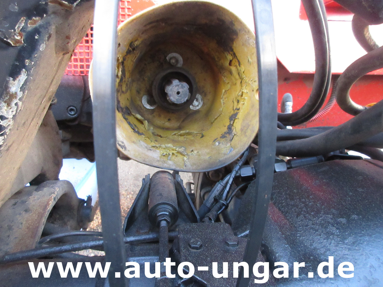 Reform Metrac H7S MOTORSCHADEN Bj. 2004 Front- & Heckzapfwelle Fronthydraulik - Трактор: фото 4 Reform Metrac H7S MOTORSCHADEN Bj. 2004 Front- & Heckzapfwelle Fronthydraulik - Трактор: фото 4