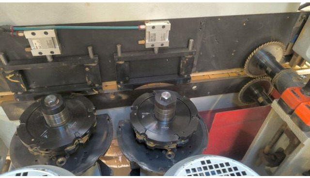 (IT) FRIULMAC - Floormat EQ - Деревообрабатывающий станок: фото 4 (IT) FRIULMAC - Floormat EQ - Деревообрабатывающий станок: фото 4