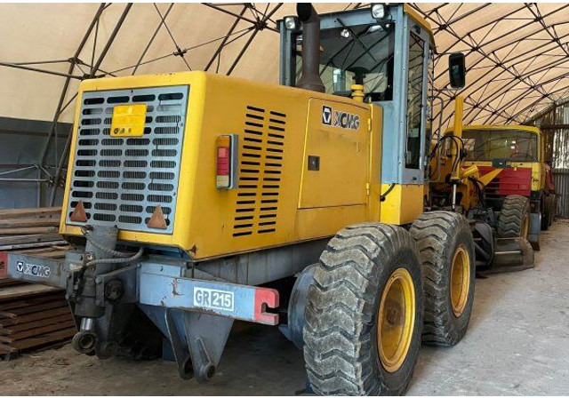 XCMG GR215 - Грейдер: фото 3 XCMG GR215 - Грейдер: фото 3