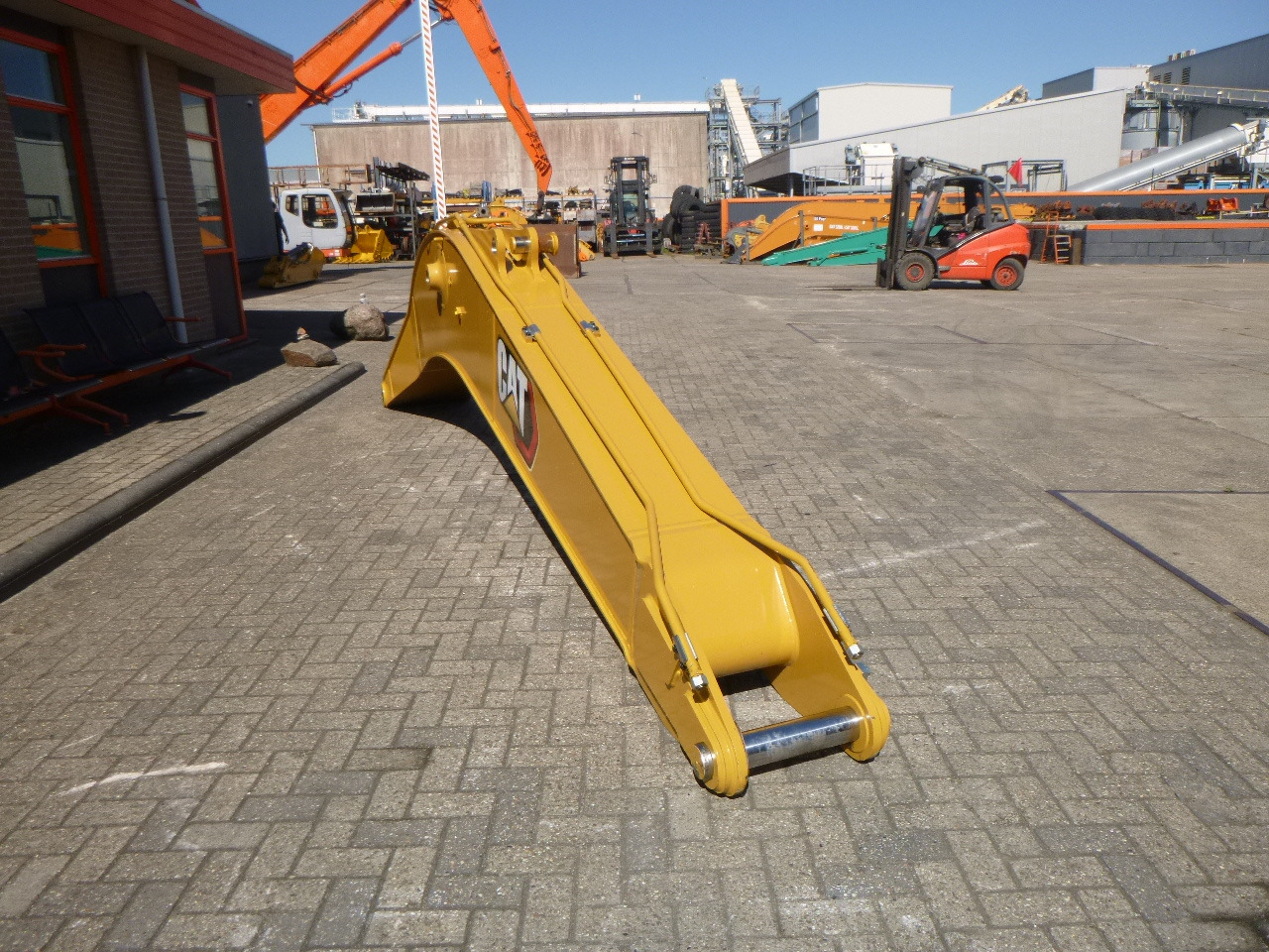 CATERPILLAR 320 GX / 320 GC - Стрела для Экскаваторов: фото 4 CATERPILLAR 320 GX / 320 GC - Стрела для Экскаваторов: фото 4