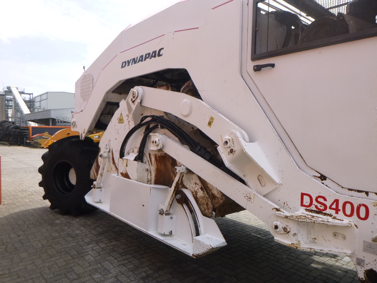 DYNAPAC DS400(RABAUD ROTOSTAB 525) в лизинг DYNAPAC DS400(RABAUD ROTOSTAB 525): фото 39 DYNAPAC DS400(RABAUD ROTOSTAB 525) в лизинг DYNAPAC DS400(RABAUD ROTOSTAB 525): фото 39