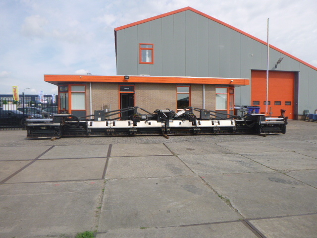 DYNAPAC SB1250PL - Асфальтоукладчик: фото 1 DYNAPAC SB1250PL - Асфальтоукладчик: фото 1