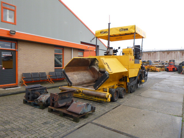 INGERSOLL RAND ABG TITAN 473 - Асфальтоукладчик: фото 1 INGERSOLL RAND ABG TITAN 473 - Асфальтоукладчик: фото 1