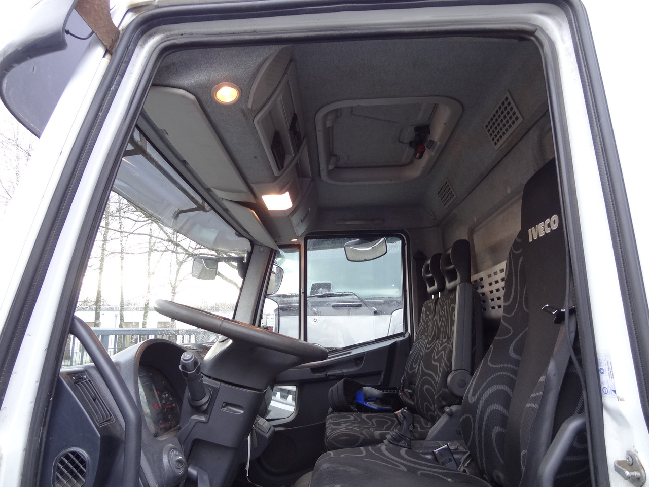 Iveco EuroCargo 120E25 Fassi F38 - Грузовик бортовой/ Платформа, Автоманипулятор: фото 3 Iveco EuroCargo 120E25 Fassi F38 - Грузовик бортовой/ Платформа, Автоманипулятор: фото 3