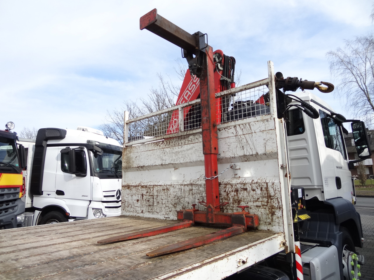 MAN TGS 26.320 6X4 BB mit Kran Fassi F175 - Автоманипулятор, Грузовик бортовой/ Платформа: фото 3 MAN TGS 26.320 6X4 BB mit Kran Fassi F175 - Автоманипулятор, Грузовик бортовой/ Платформа: фото 3