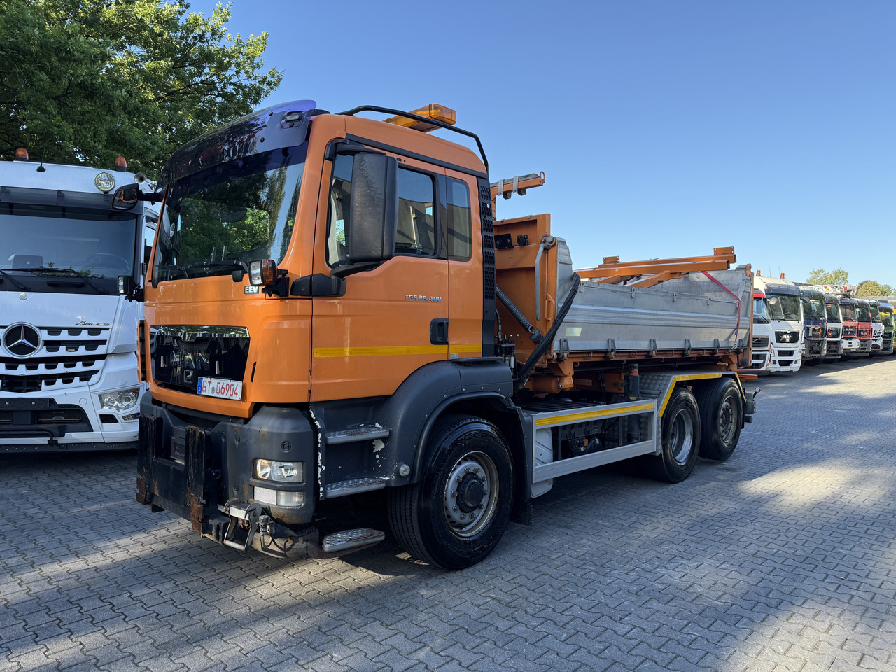 MAN TGS 28.400 6X4H-4 BL - Грузовик-шасси, Автоманипулятор: фото 1 MAN TGS 28.400 6X4H-4 BL - Грузовик-шасси, Автоманипулятор: фото 1