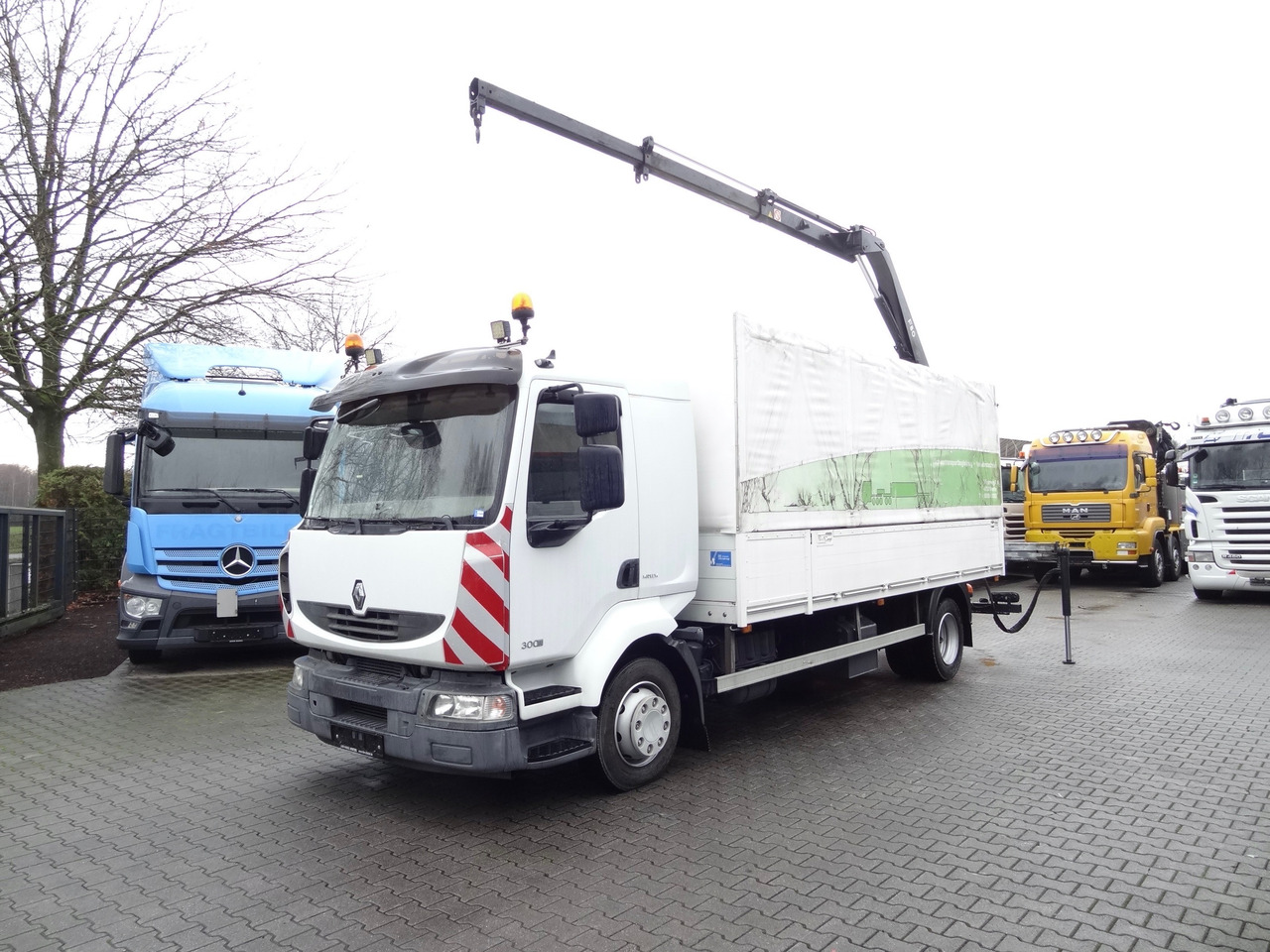 Renault Midlum 300.12 Fassi F80 - Автоманипулятор, Грузовик бортовой/ Платформа: фото 1 Renault Midlum 300.12 Fassi F80 - Автоманипулятор, Грузовик бортовой/ Платформа: фото 1
