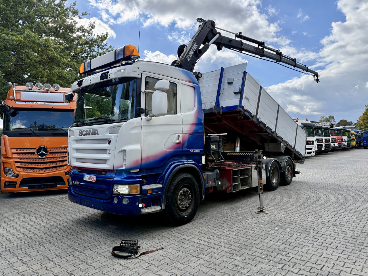 Scania R380 6X2*4 Kipper mit Kran HIAB 220 - Самосвал, Автоманипулятор: фото 1 Scania R380 6X2*4 Kipper mit Kran HIAB 220 - Самосвал, Автоманипулятор: фото 1
