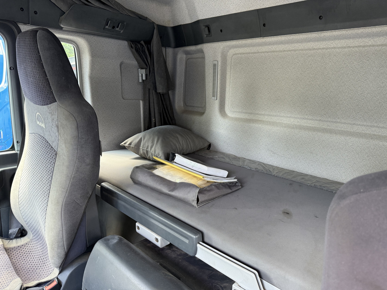 Тягач MAN TGA 18.430 Kran Palfinger 16502 bis 26.5 Meter: фото 7 Тягач MAN TGA 18.430 Kran Palfinger 16502 bis 26.5 Meter: фото 7