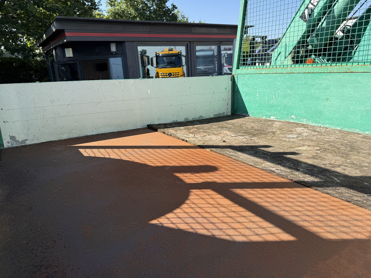 Volvo FM12 420 4X4 Kran MKG 300 bis 24 Meter - Автоманипулятор: фото 2 Volvo FM12 420 4X4 Kran MKG 300 bis 24 Meter - Автоманипулятор: фото 2