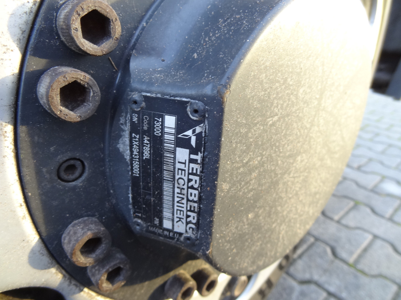 Volvo FM420 4X4 X-Track - Грузовик-шасси: фото 2 Volvo FM420 4X4 X-Track - Грузовик-шасси: фото 2