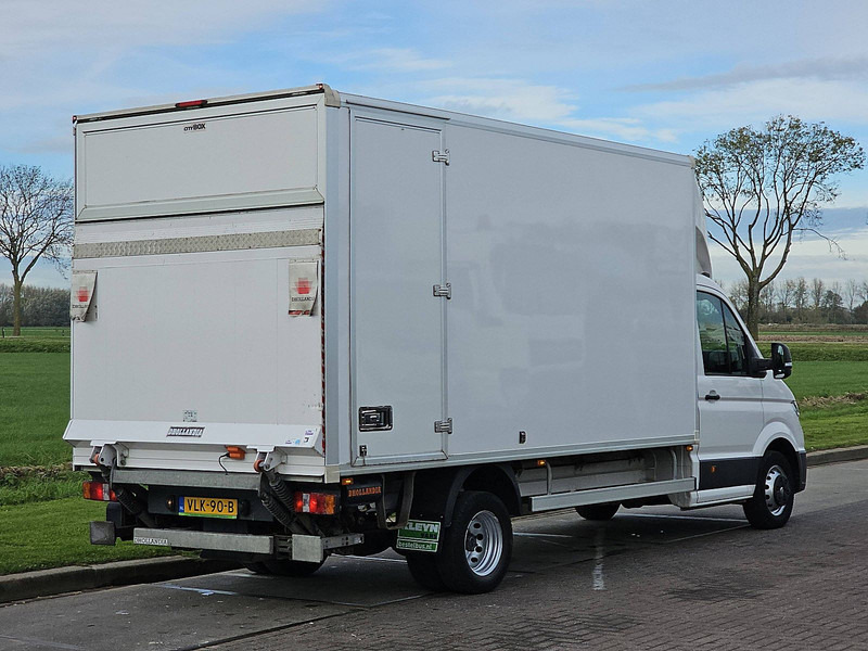 Volkswagen Crafter 50 2.0 ac carplay EURO6 - Фургон с закрытым кузовом: фото 3 Volkswagen Crafter 50 2.0 ac carplay EURO6 - Фургон с закрытым кузовом: фото 3