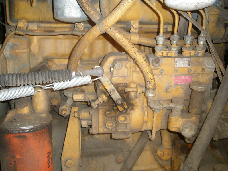 Komatsu W40-2 - Колёсный погрузчик: фото 5 Komatsu W40-2 - Колёсный погрузчик: фото 5