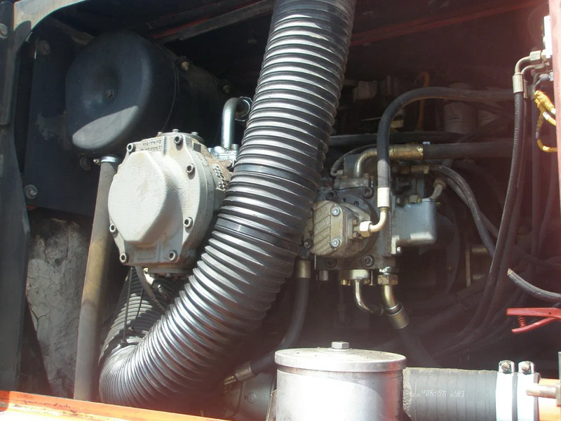 Liebherr R944B HDV - Гусеничный экскаватор: фото 5 Liebherr R944B HDV - Гусеничный экскаватор: фото 5