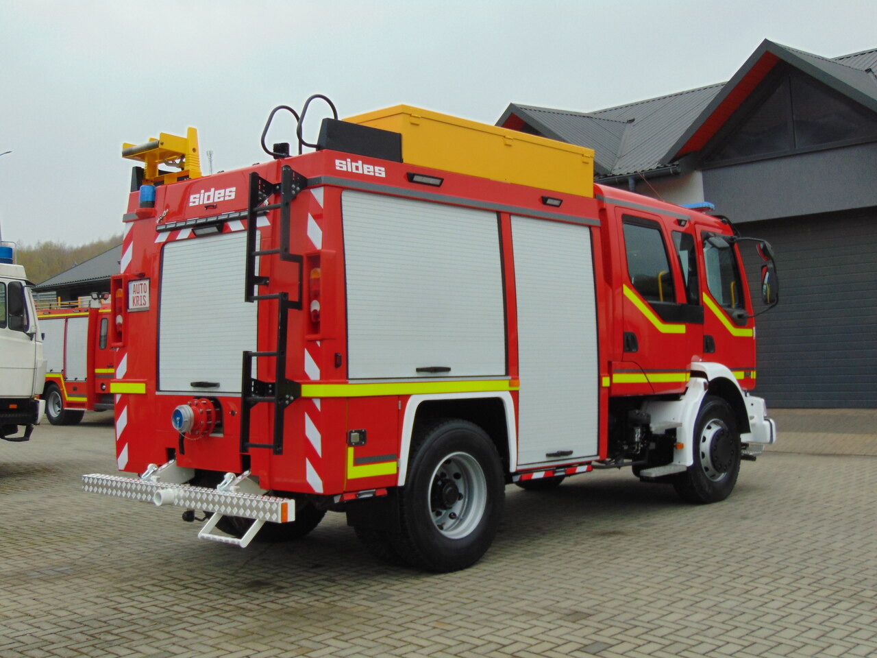 RENAULT Midlum 270dCi SIDES TOP - Пожарная машина: фото 4 RENAULT Midlum 270dCi SIDES TOP - Пожарная машина: фото 4