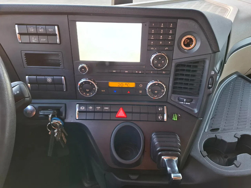 Mercedes-Benz Actros 1842 / NL TRUCK / MEGA / TUV:12-02-2026 / GIGASPACE / ONLY:526303 KM / SMART TACHO / AUTOMATIC / EURO-6 / 2012 в лизинг Mercedes-Benz Actros 1842 / NL TRUCK / MEGA / TUV:12-02-2026 / GIGASPACE / ONLY:526303 KM / SMART TACHO / AUTOMATIC / EURO-6 / 2012: фото 17 Mercedes-Benz Actros 1842 / NL TRUCK / MEGA / TUV:12-02-2026 / GIGASPACE / ONLY:526303 KM / SMART TACHO / AUTOMATIC / EURO-6 / 2012 в лизинг Mercedes-Benz Actros 1842 / NL TRUCK / MEGA / TUV:12-02-2026 / GIGASPACE / ONLY:526303 KM / SMART TACHO / AUTOMATIC / EURO-6 / 2012: фото 17