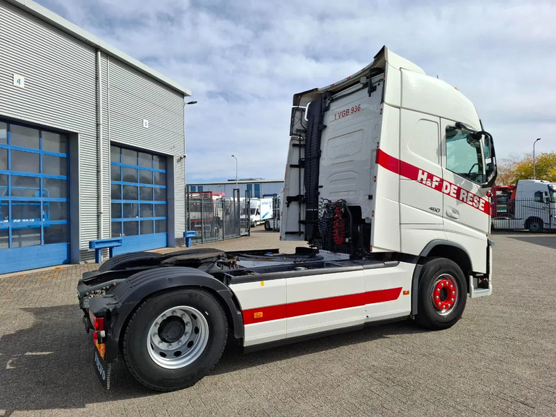 Volvo FH4-460 / VEB+ / HYDRAULICS / GEN2 V2 SMART TACHO / LWDS / SIDESKIRTS / FRIDGE / EURO-6 / 2018 - Тягач: фото 5 Volvo FH4-460 / VEB+ / HYDRAULICS / GEN2 V2 SMART TACHO / LWDS / SIDESKIRTS / FRIDGE / EURO-6 / 2018 - Тягач: фото 5
