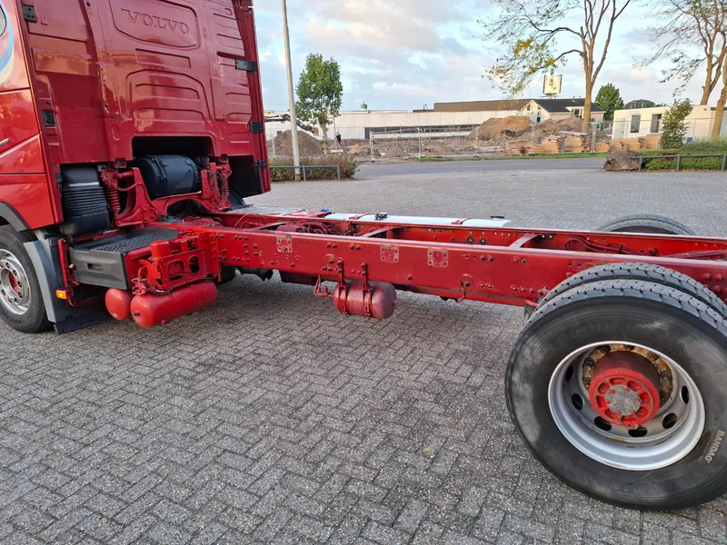 Грузовик-шасси Volvo FH16-750 / BIG AXLE / VEB+ / ONLY:679711 KM / TECHNICAL 70TON / 9TON FRONT AXLE / INLINER / FULL-AIR / AUTOMATIC / EURO-6 / 2018: фото 8