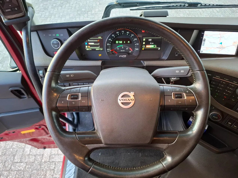 Грузовик-шасси Volvo FH16-750 / BIG AXLE / VEB+ / ONLY:679711 KM / TECHNICAL 70TON / 9TON FRONT AXLE / INLINER / FULL-AIR / AUTOMATIC / EURO-6 / 2018: фото 13