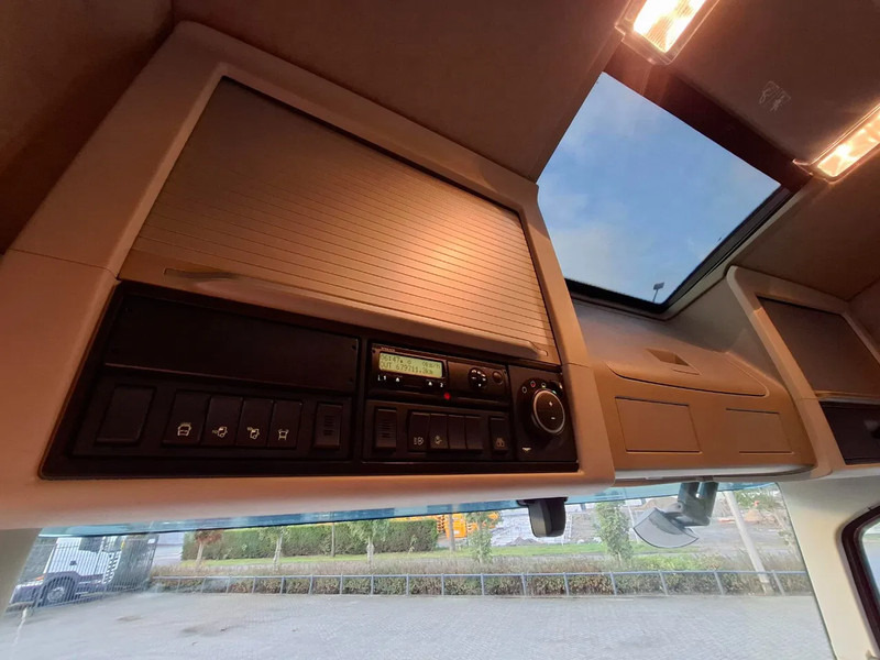 Грузовик-шасси Volvo FH16-750 / BIG AXLE / VEB+ / ONLY:679711 KM / TECHNICAL 70TON / 9TON FRONT AXLE / INLINER / FULL-AIR / AUTOMATIC / EURO-6 / 2018: фото 20