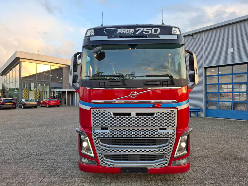 Грузовик-шасси Volvo FH16-750 / BIG AXLE / VEB+ / ONLY:679711 KM / TECHNICAL 70TON / 9TON FRONT AXLE / INLINER / FULL-AIR / AUTOMATIC / EURO-6 / 2018: фото 6