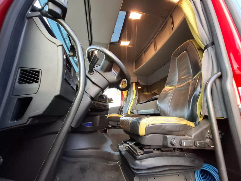 Грузовик-шасси Volvo FH16-750 / BIG AXLE / VEB+ / ONLY:679711 KM / TECHNICAL 70TON / 9TON FRONT AXLE / INLINER / FULL-AIR / AUTOMATIC / EURO-6 / 2018: фото 11