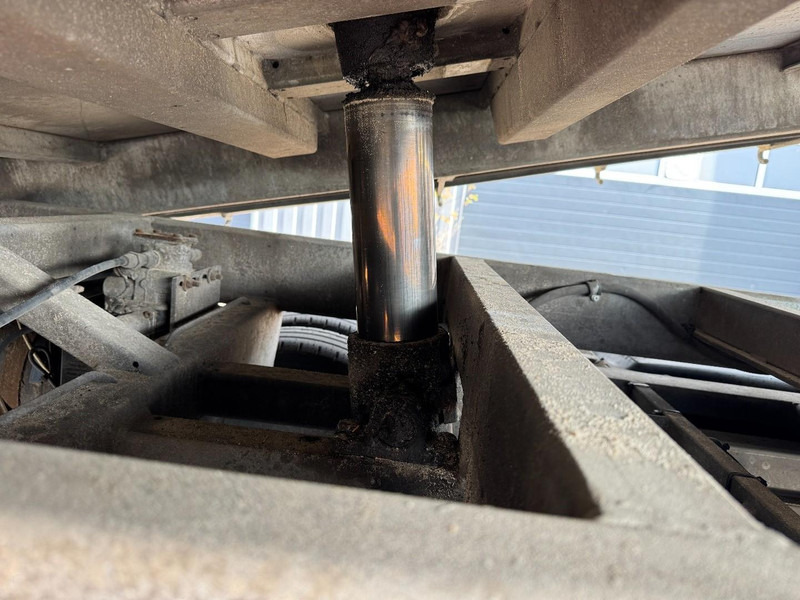 Малотоннажный самосвал Mercedes-Benz Sprinter 516 CDI Clixtar, HIAB Kraan/Crane/Kran/Grua, Kipper: фото 16 Малотоннажный самосвал Mercedes-Benz Sprinter 516 CDI Clixtar, HIAB Kraan/Crane/Kran/Grua, Kipper: фото 16