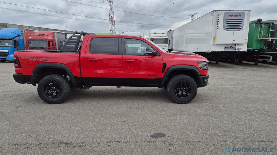 DODGE RAM 1500 TRX 6.2 HEMI V8 Supercharged 523kW - Пикап: фото 4 DODGE RAM 1500 TRX 6.2 HEMI V8 Supercharged 523kW - Пикап: фото 4