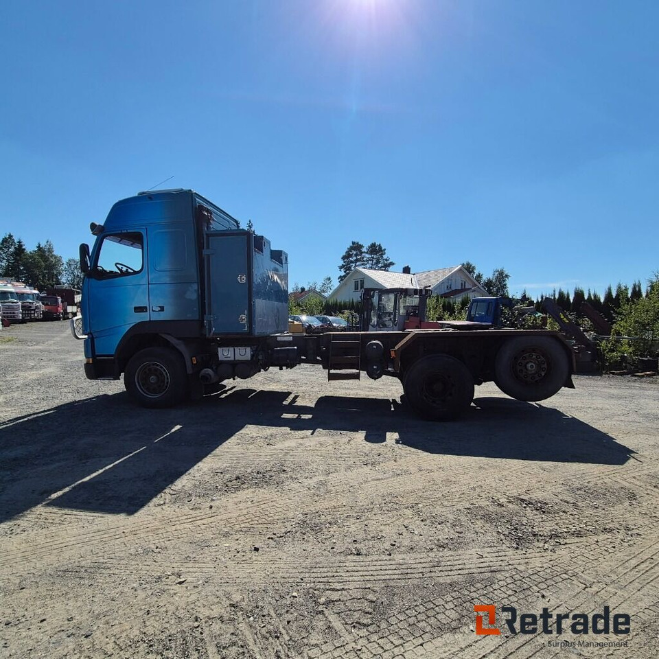 1996mod. VOLVO FH12 420HK - Легковой автомобиль: фото 4 1996mod. VOLVO FH12 420HK - Легковой автомобиль: фото 4