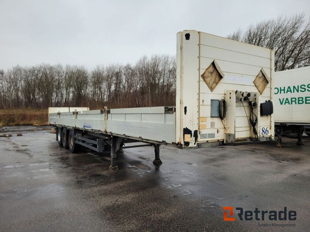 3-axlig trailer med lämmar SCHMITS, S01 Flaktrailer - Полуприцеп бортовой/ Платформа: фото 3 3-axlig trailer med lämmar SCHMITS, S01 Flaktrailer - Полуприцеп бортовой/ Платформа: фото 3