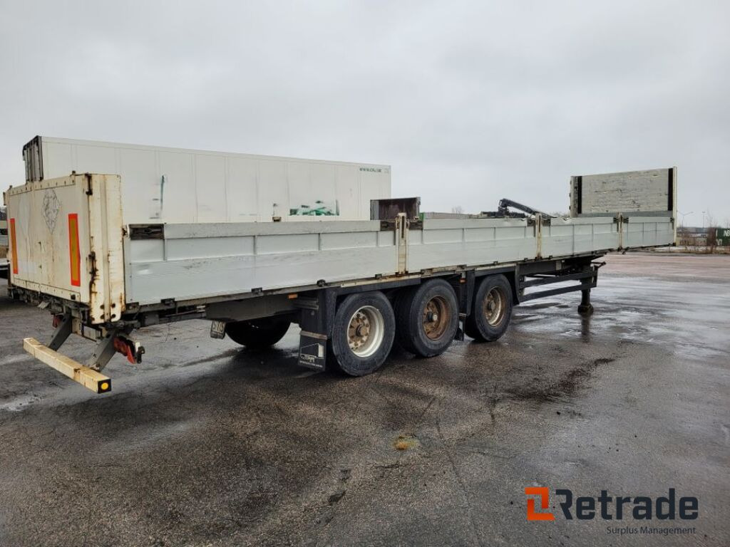 3-axlig trailer med lämmar SCHMITS, S01 Flaktrailer - Полуприцеп бортовой/ Платформа: фото 4 3-axlig trailer med lämmar SCHMITS, S01 Flaktrailer - Полуприцеп бортовой/ Платформа: фото 4