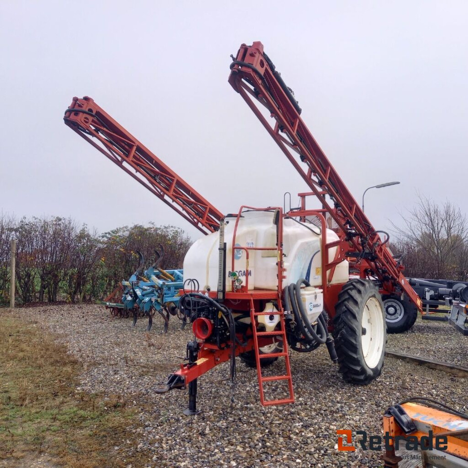 Bargam 2700 Elios 24m. Trailersprøjte. - Прицепной опрыскиватель: фото 1 Bargam 2700 Elios 24m. Trailersprøjte. - Прицепной опрыскиватель: фото 1