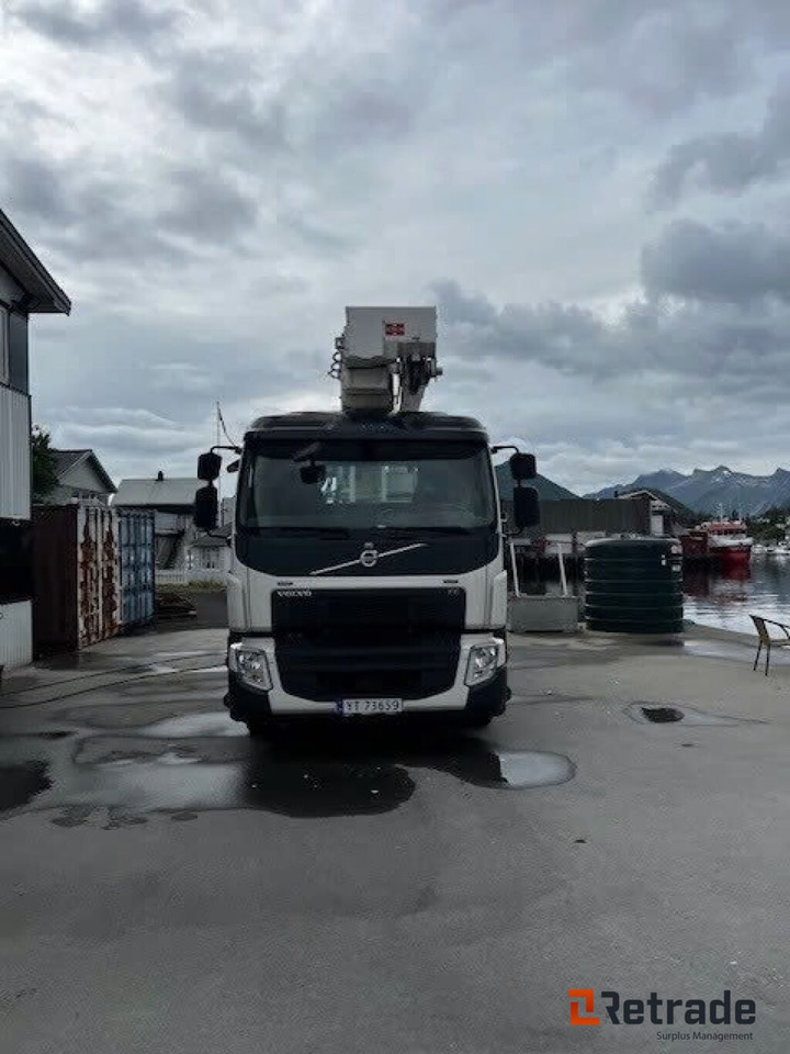 Bronto S35MDT skylift - Грузовик с подъемником: фото 2 Bronto S35MDT skylift - Грузовик с подъемником: фото 2